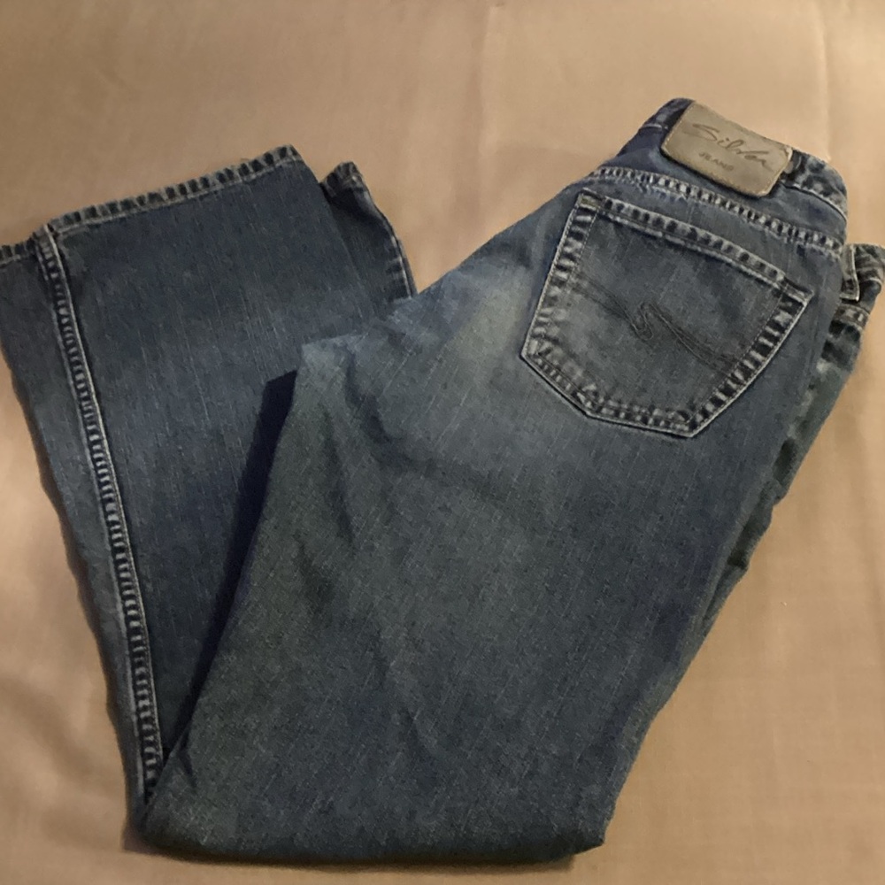 EUC Silver Jeans Dark Wash Denim